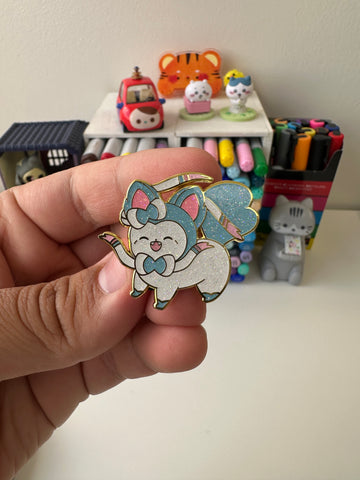 Sylveon Pin (Shiny)